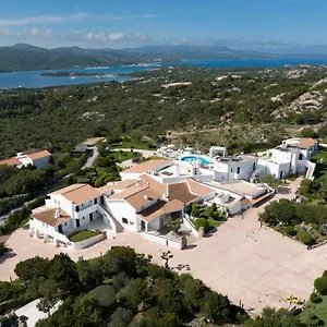 **** Hotel Sulia House Porto Rotondo, Curio Collection By Hilton Italien