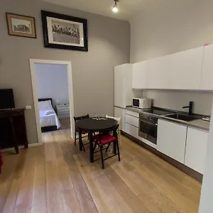 Maria Homes -vitruvio 42 , Milão Itália